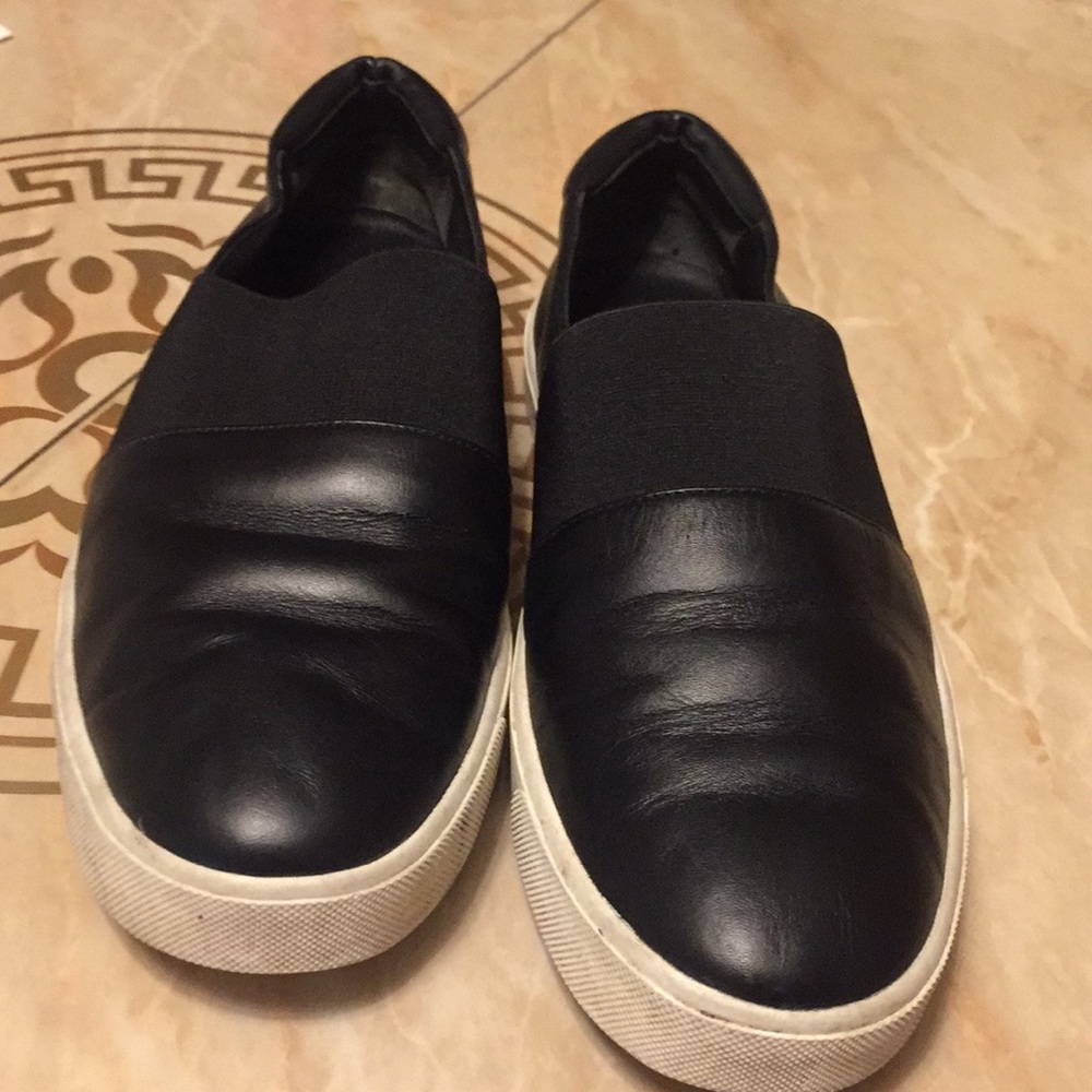Vince women’s